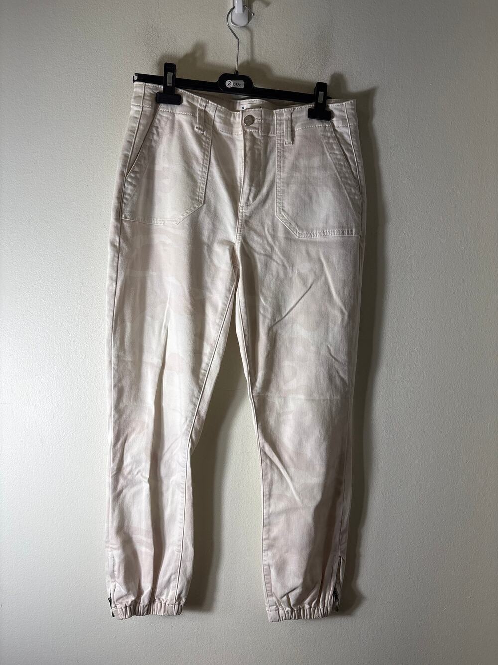 Paige Mayslie White Camo Jogger Jeans Sz29
